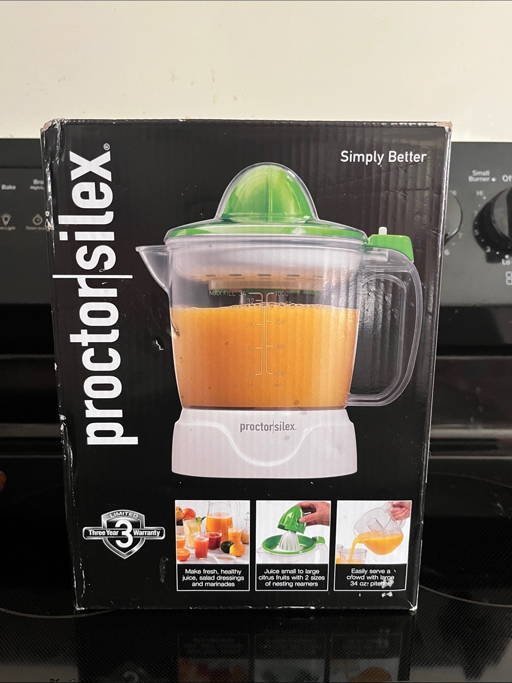 Proctor Silex Green Citrus Juicer and Pitcher